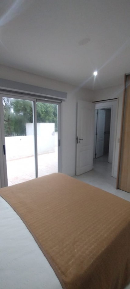 "Departamento en Mar de Ostende a dos Cuadras del Mar"