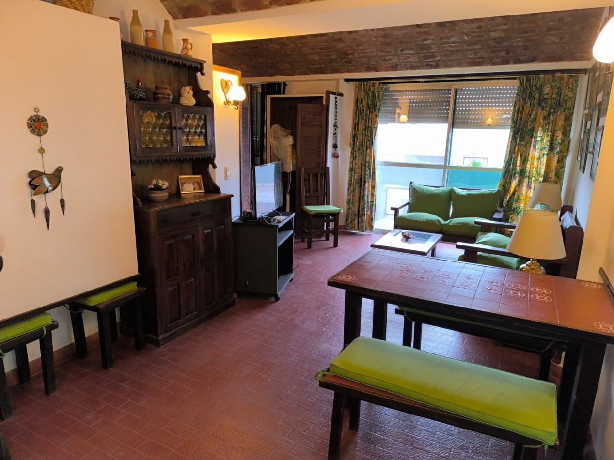 Departamento en Cazon 1024