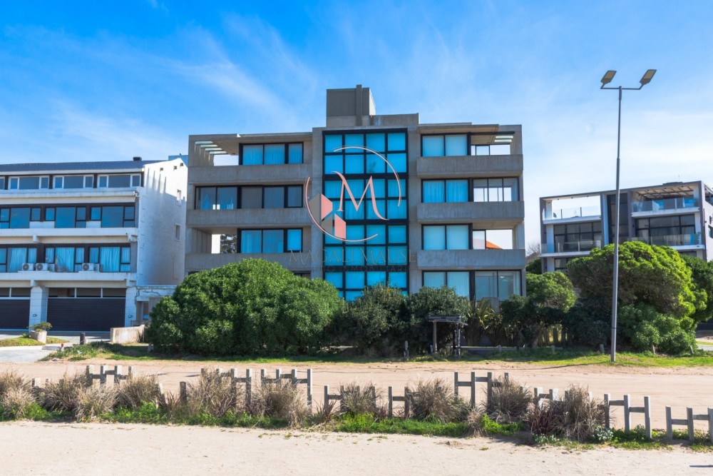 Departamento frente al mar en Pinamar: inversión segura en ubicación premium