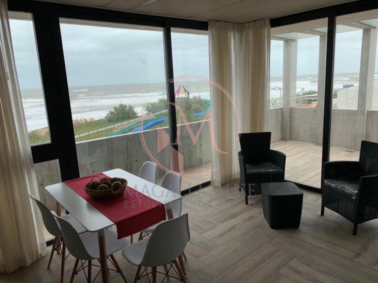 Semipiso frente al mar en Pinamar, a solo 3 cuadras del centro