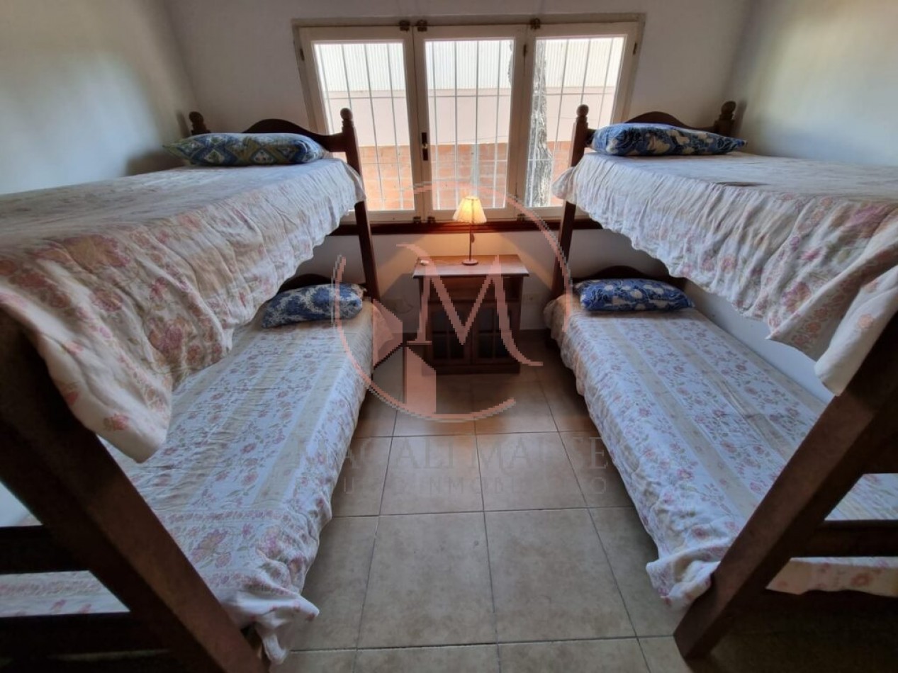 Chalet en Valeria del Mar