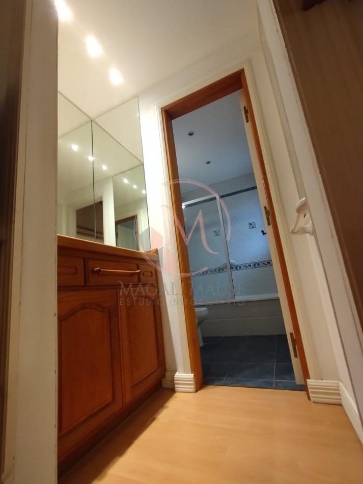 ¡¡ Encantadora casa a dos Cuadras del Mar en Zona Golf !!