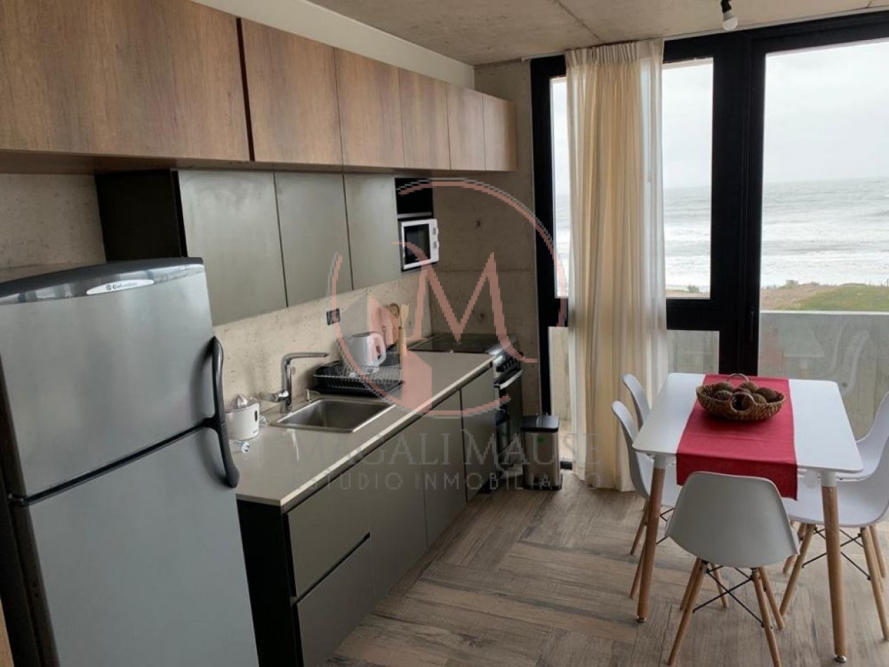 Semipiso frente al mar en Pinamar, a solo 3 cuadras del centro