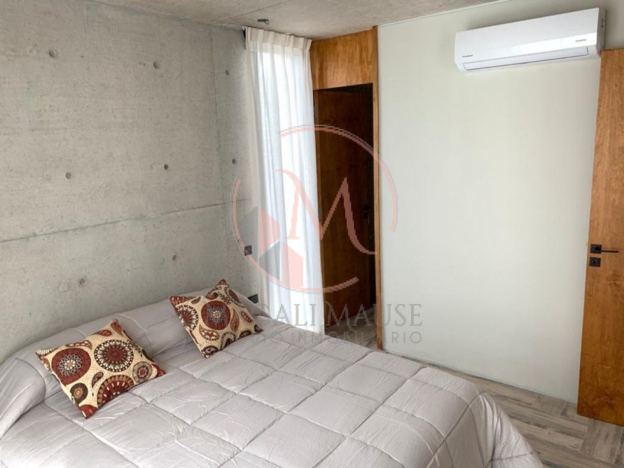 Semipiso frente al mar en Pinamar, a solo 3 cuadras del centro