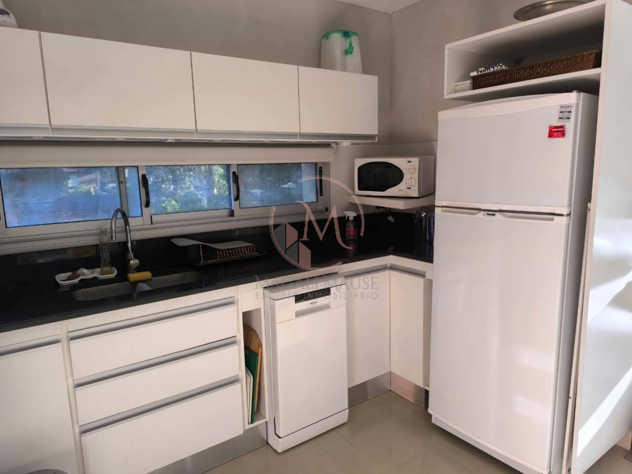 Moderno Departamento de 3 Ambientes en el Centro de Pinamar 