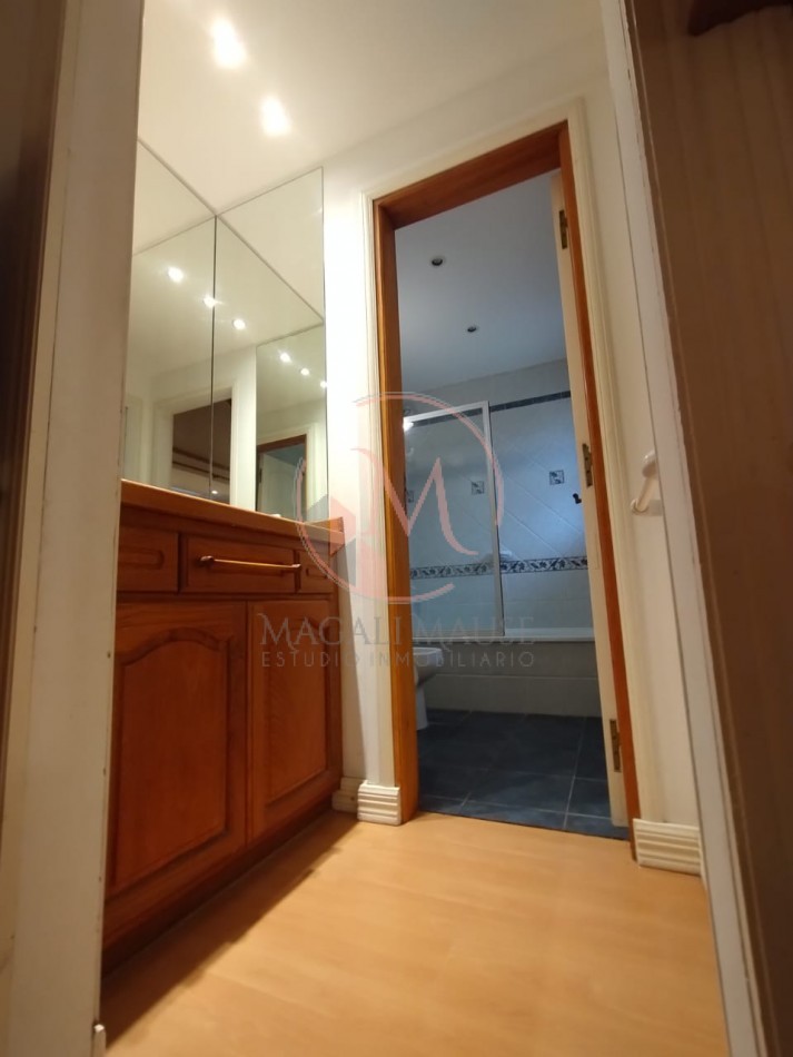 ¡¡ Encantadora casa a dos Cuadras del Mar en Zona Golf !!