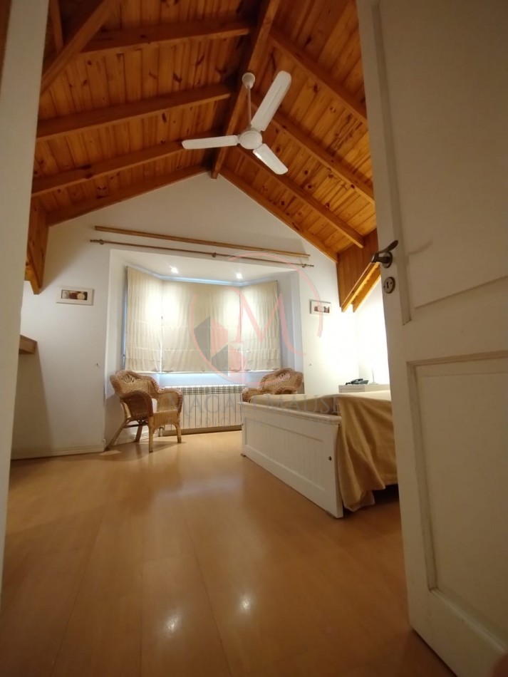 ¡¡ Encantadora casa a dos Cuadras del Mar en Zona Golf !!