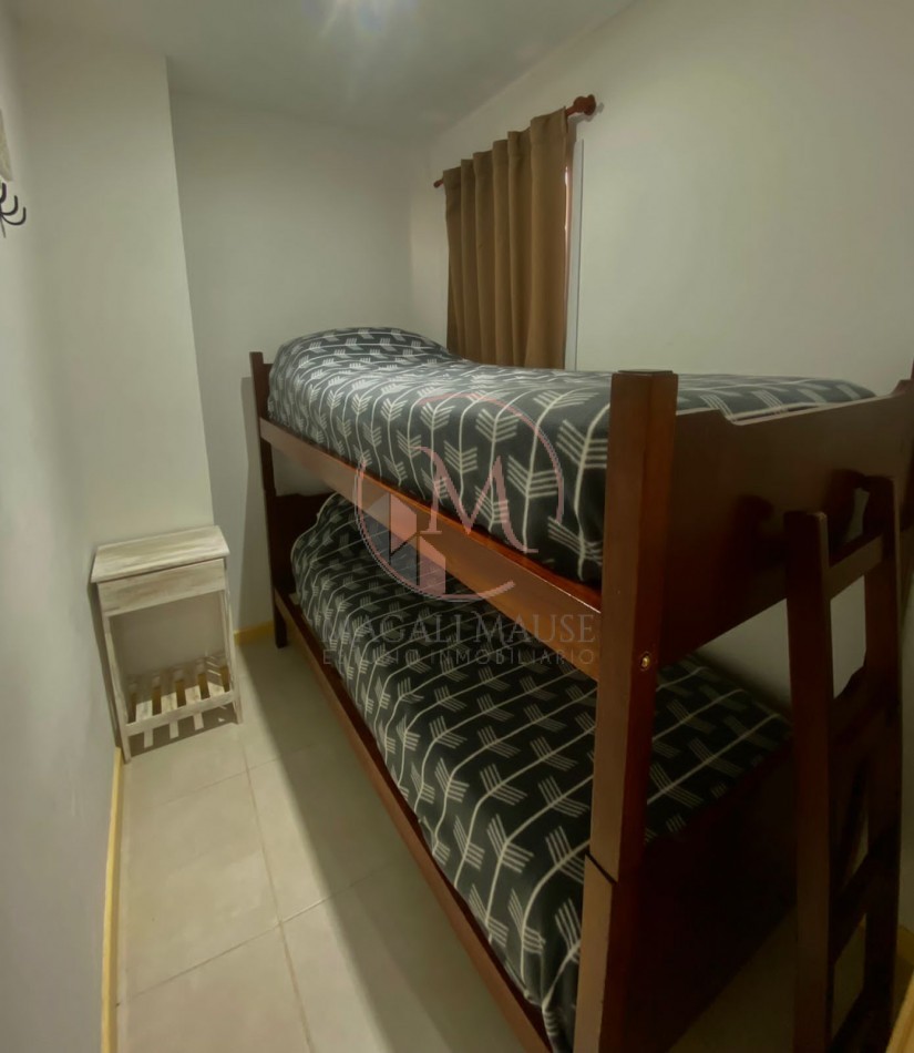 "Departamento en Mar de Ostende a dos Cuadras del Mar"