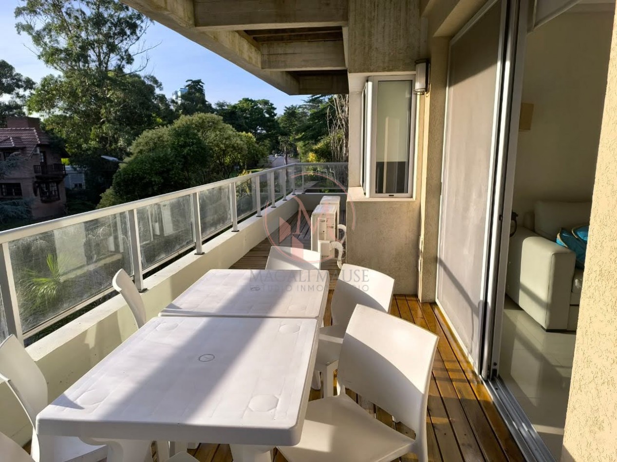 Moderno Departamento de 3 Ambientes en el Centro de Pinamar 