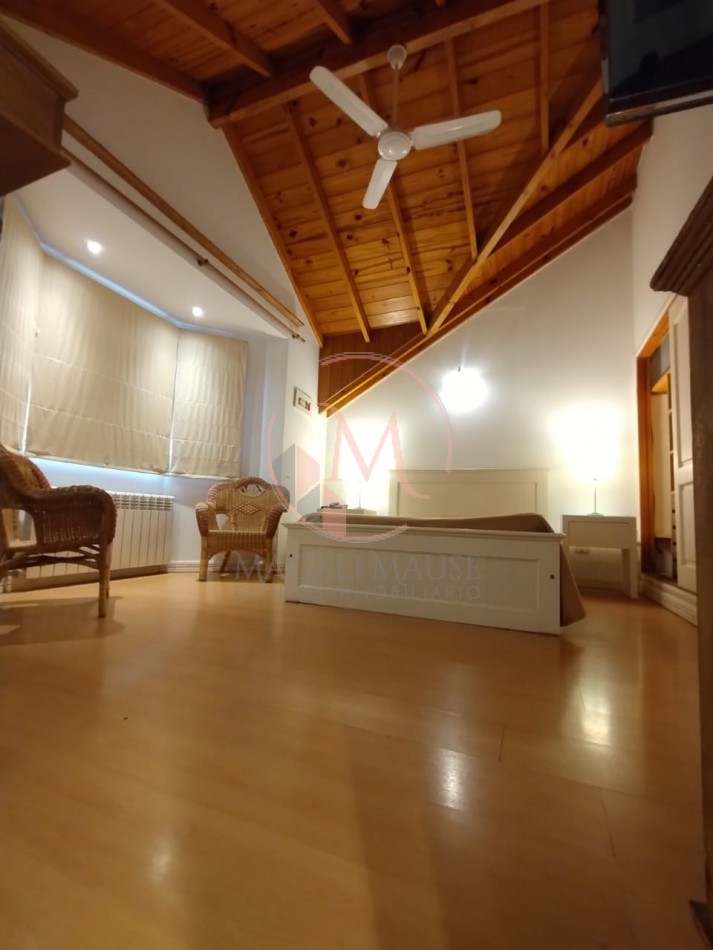 ¡¡ Encantadora casa a dos Cuadras del Mar en Zona Golf !!