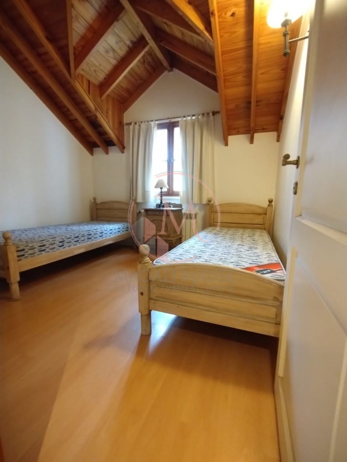 ¡¡ Encantadora casa a dos Cuadras del Mar en Zona Golf !!