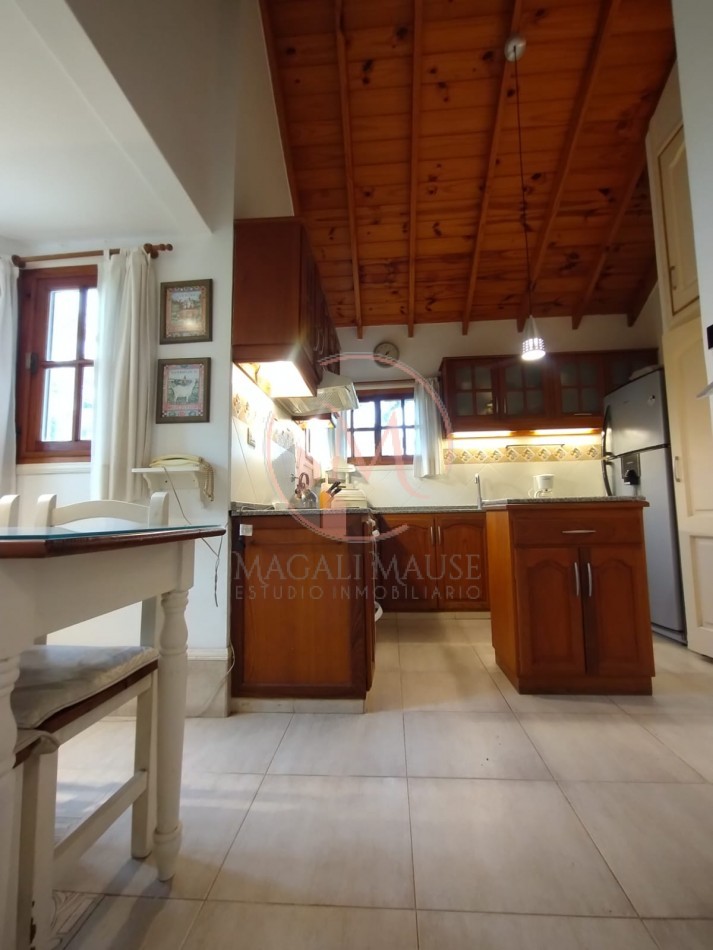 ¡¡ Encantadora casa a dos Cuadras del Mar en Zona Golf !!