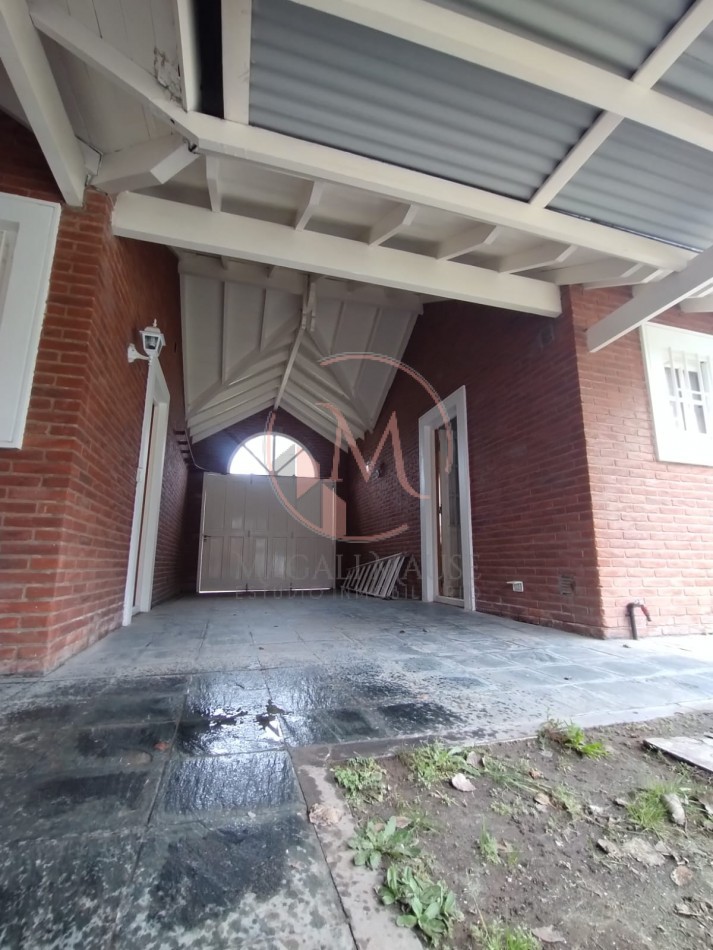 ¡¡ Encantadora casa a dos Cuadras del Mar en Zona Golf !!