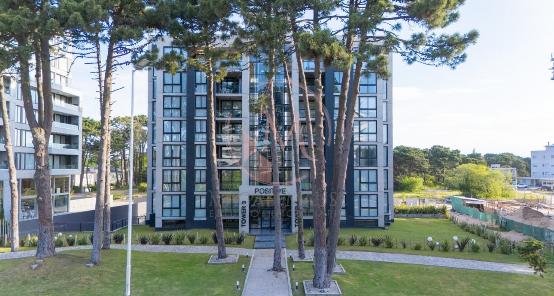 Positive Tower IV -1H