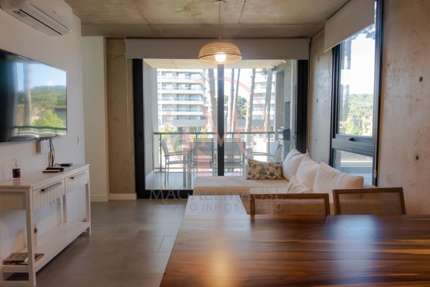 Positive Tower IV -1H