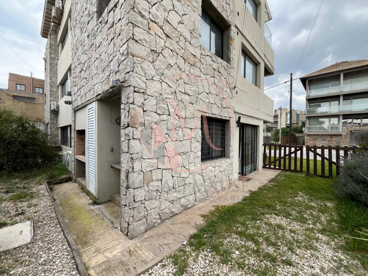 Departamento 2 ambientes a metros del mar