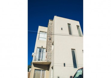 "Departamento en Mar de Ostende a dos Cuadras del Mar"